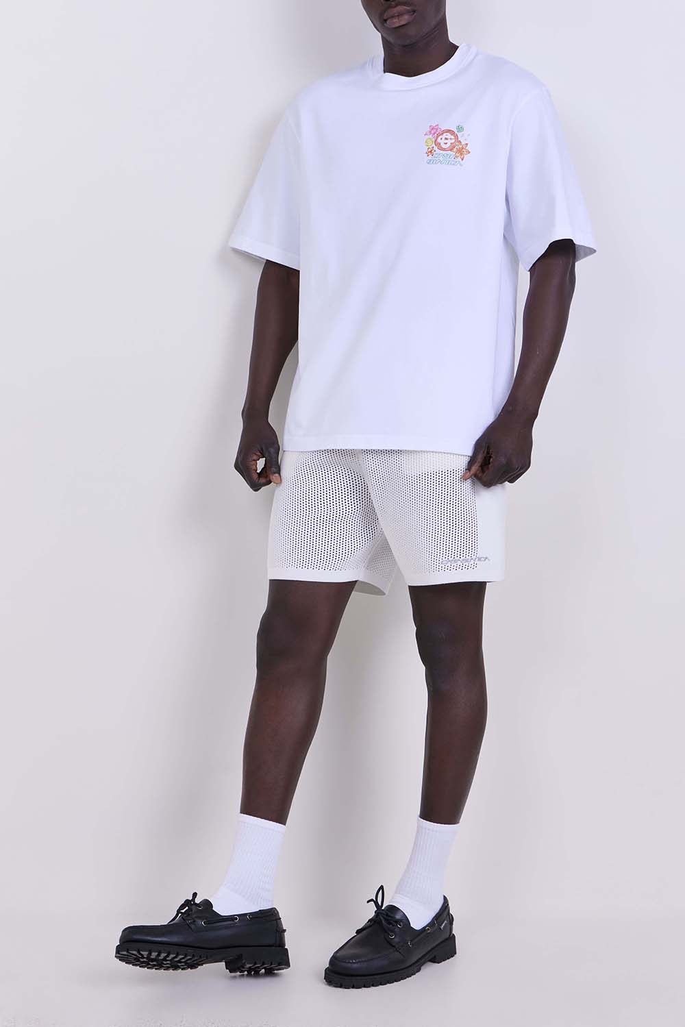 חולצת טי בגזרת אוברסייז